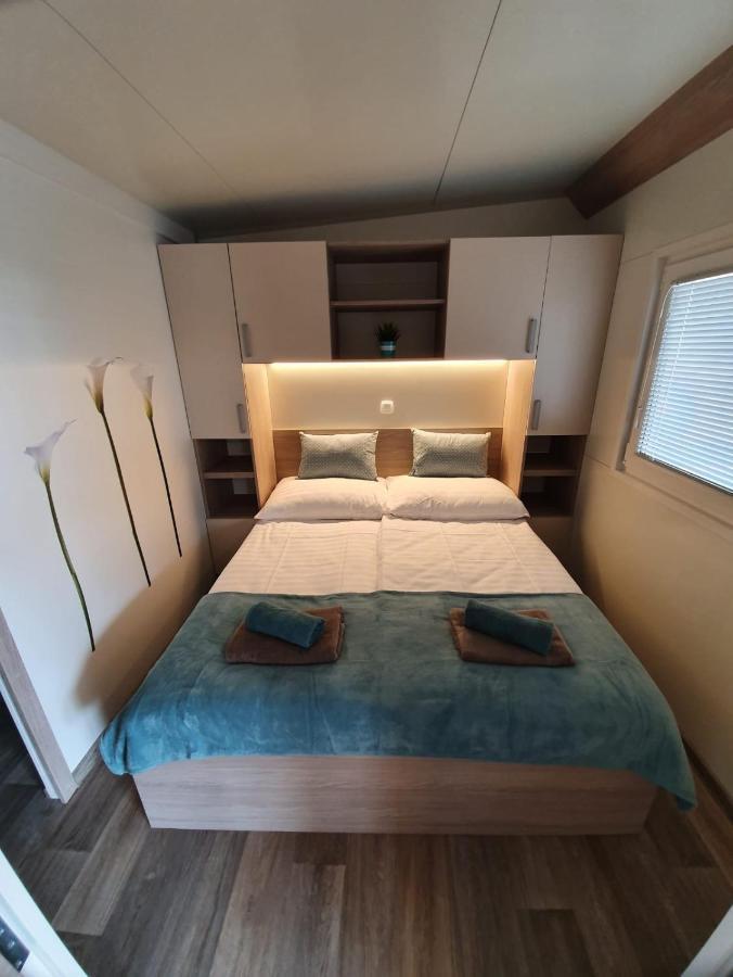 Mobile Home M&M 드라게 외부 사진